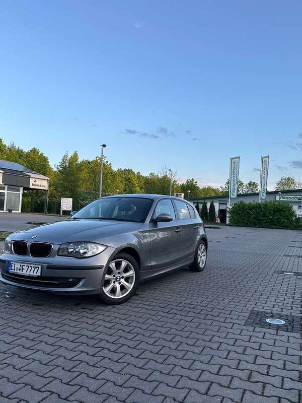 Gebraucht 2009 BMW 118 Lifestyle Kleinwagen | 3.500 € (Guter Preis) - Bild 1/4