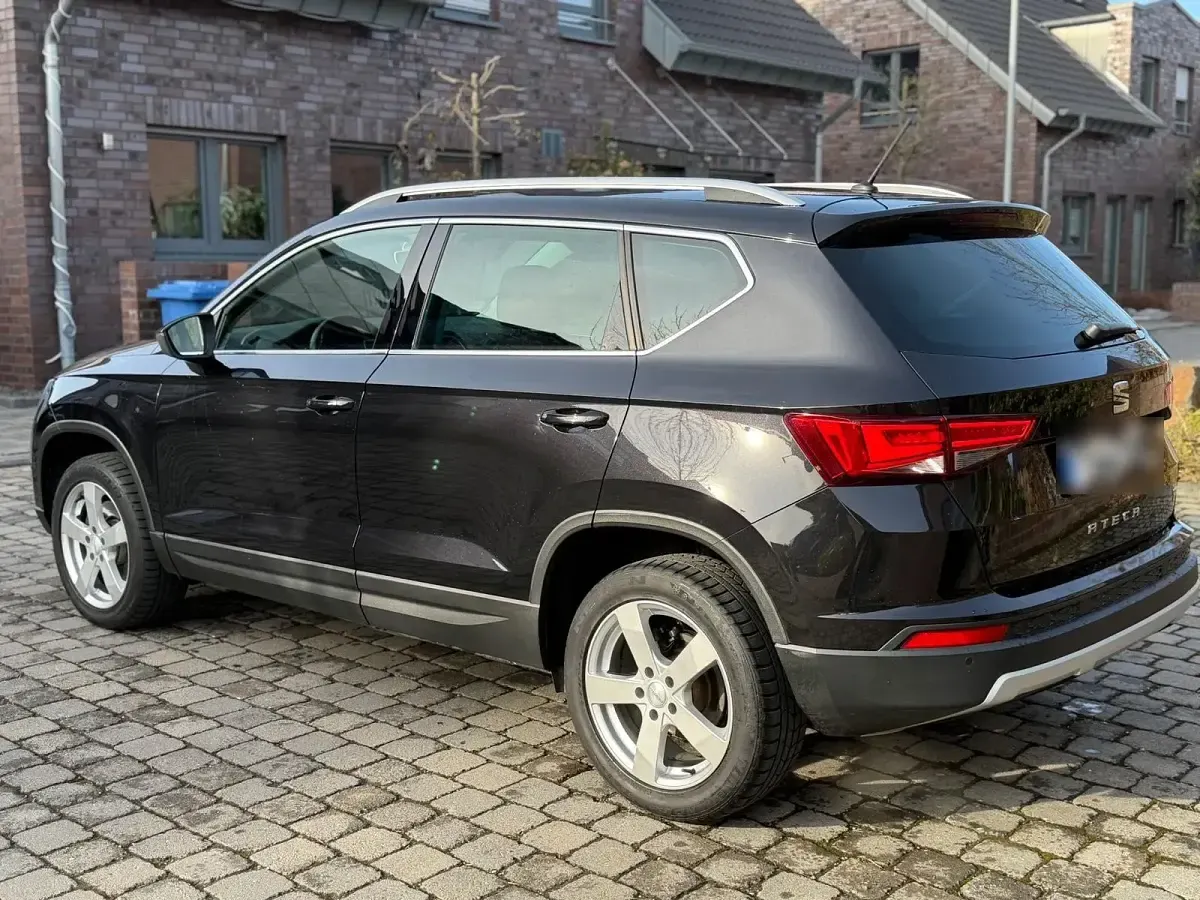 Usado Seat Ateca 150 HP (110 kW) 2016 Preto SUV