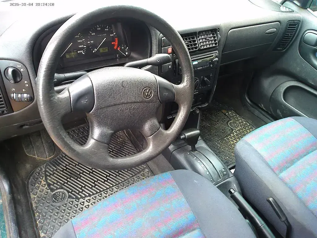 Gebraucht VW Polo 75 PS (55 kW) 1997 Grün