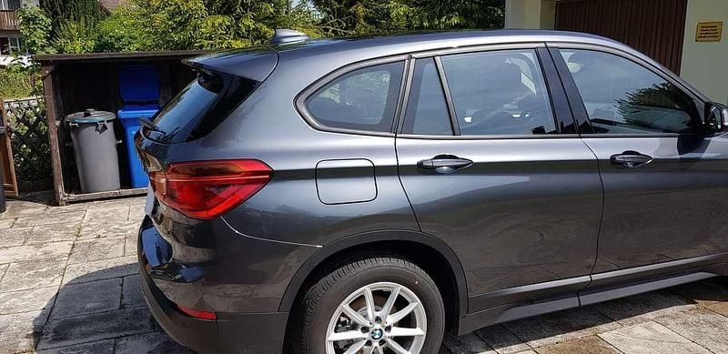 Gebraucht BMW X1 Advantage 136 PS (100 kW) 2018 Grau SUV