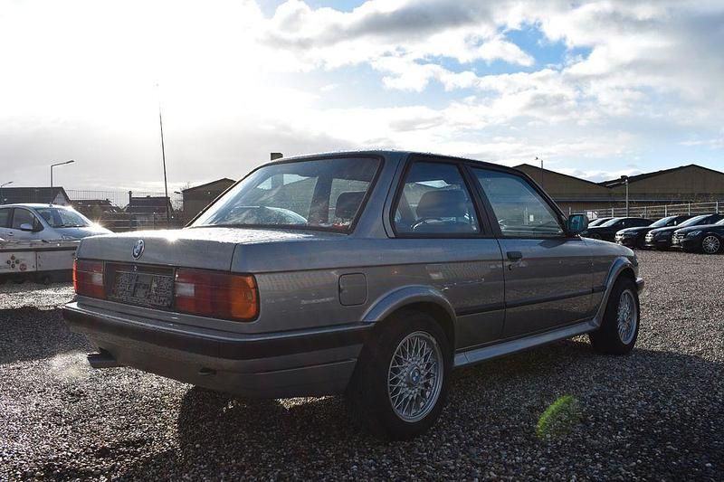 Gebraucht Alpina B3 209 PS (153 kW) 1987 Lachssilber Limousine