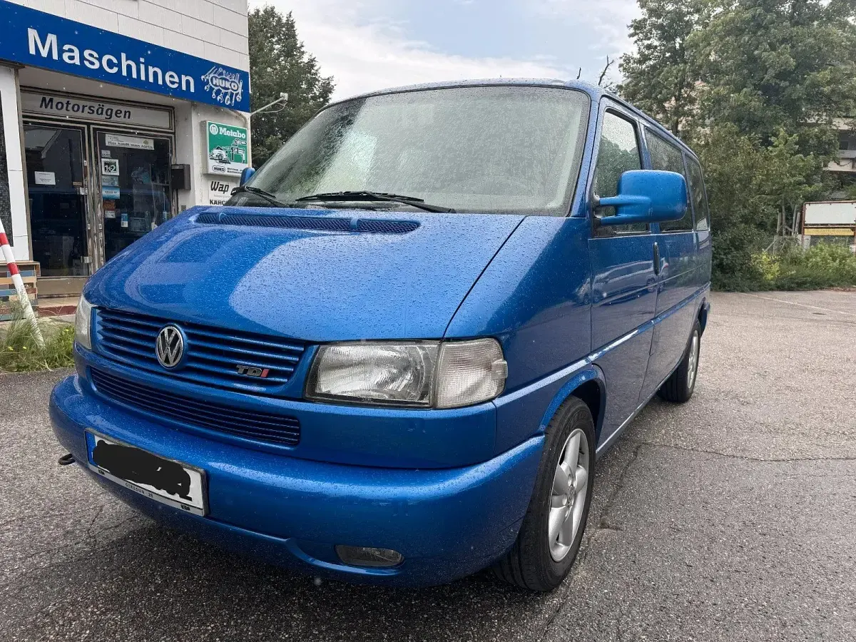 Gebraucht VW T4 151 PS (111 kW) 2001 Blau Van