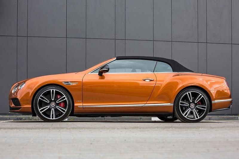 Gebraucht Bentley Continental GT Convertible 529 PS (389 kW) 2016 Orange Cabrio