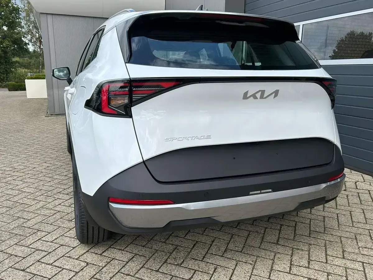Neu Kia Sportage Vision 150 PS (110 kW) 2025 Deluxeweiß metallic SUV