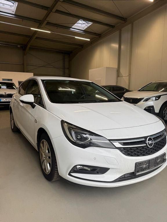 Gebraucht Opel Astra Innovation 200 PS (147 kW) 2016 Weiß Limousine