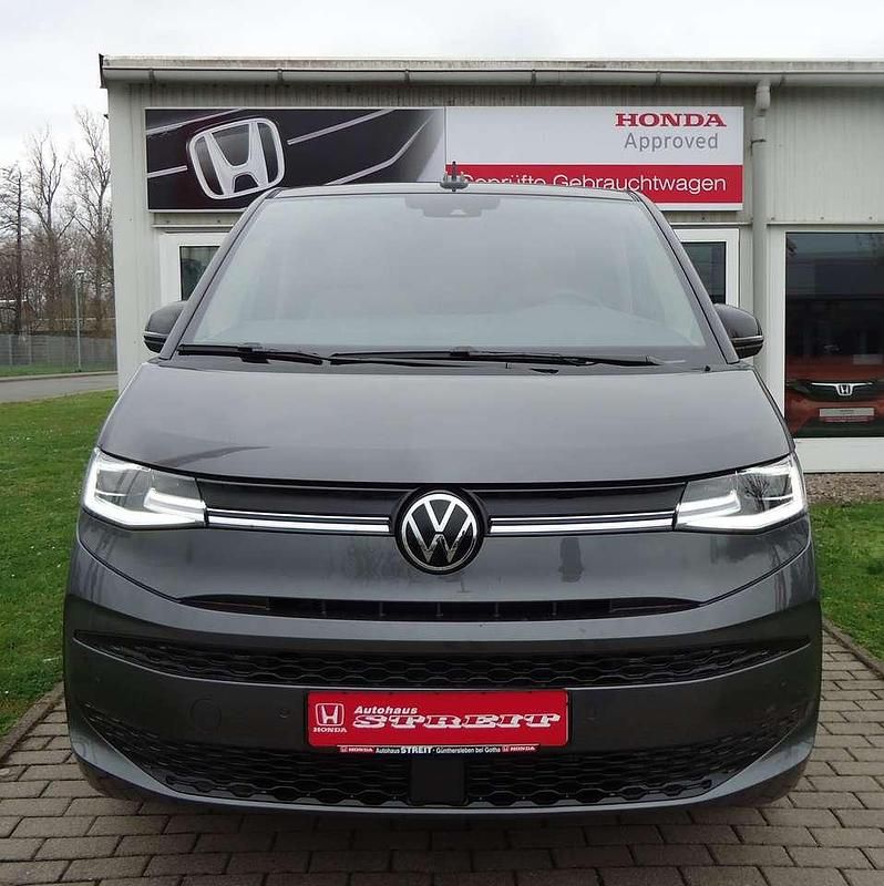 Gebraucht VW Multivan Edition 150 PS (110 kW) 2023 Indium gray metallic Van