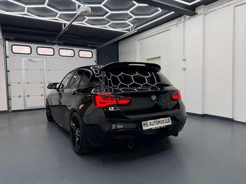 Gebraucht BMW 135 326 PS (239 kW) 2016 Saphirschwarz Kleinwagen