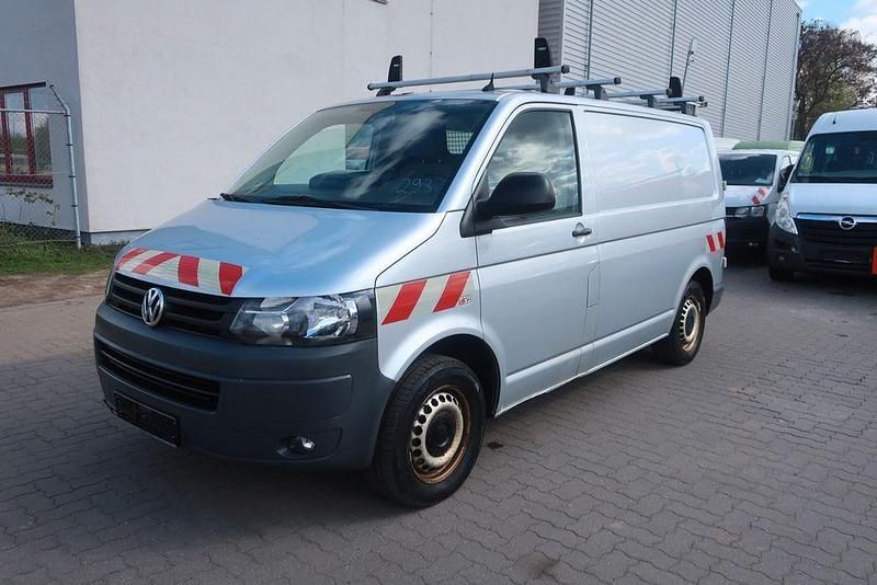 Second-hand VW Transporter 140 CP (102 kW) 2010 Argintiu Van