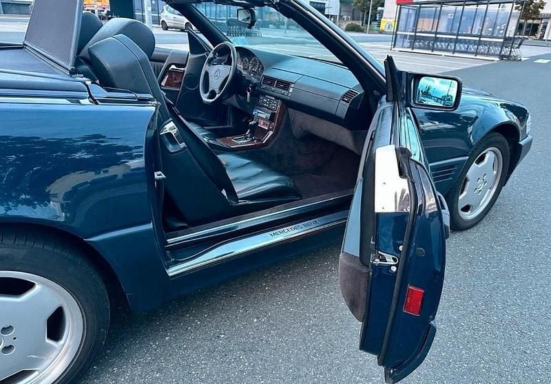 Gebraucht Mercedes SL280 193 PS (141 kW) 1995 Blau Cabrio