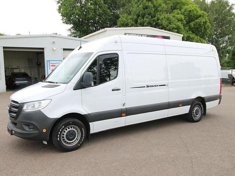 Gebraucht Mercedes Sprinter 150 PS (110 kW) 2022 Arktikweiß Van