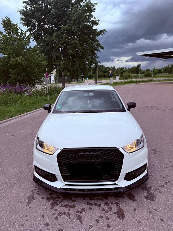 Weiß Gebraucht 2016 Audi A1 Kleinwagen | 10.000 € (Fairer Preis) - Bild 1/4