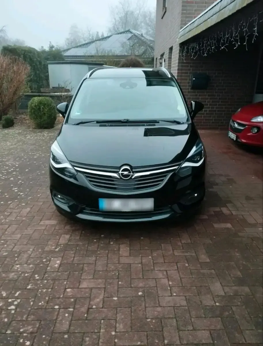 Gebraucht Opel Zafira Business Edition 170 PS (125 kW) 2017 Schwarz Van / Kleinbus