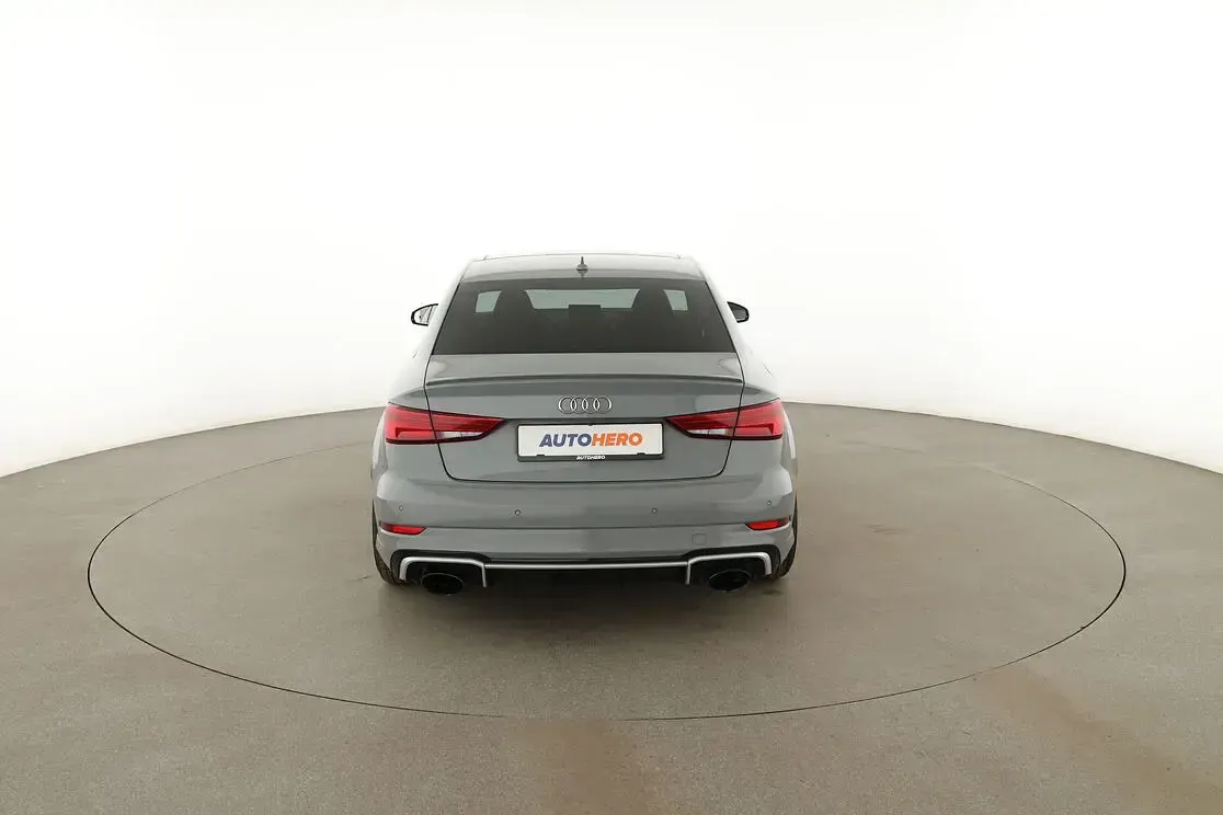 Gebraucht Audi RS3 Sport 400 PS (294 kW) 2017 Grau Limousine