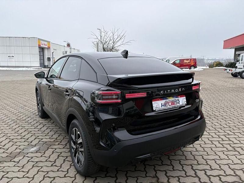 Neu Citroën C4 2026 Schwarz SUV