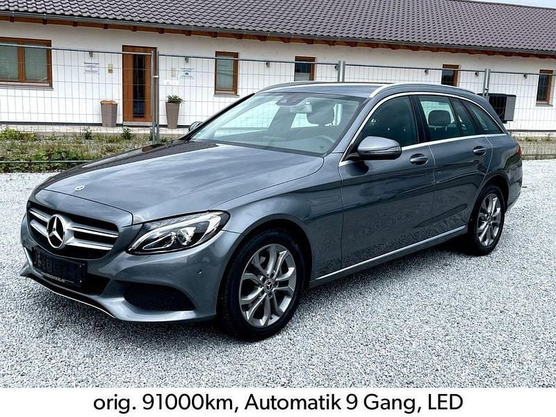 Grau Gebraucht 2017 Mercedes C180 Avantgarde Kombi | 17.600 € (Guter Preis) - Bild 1/4