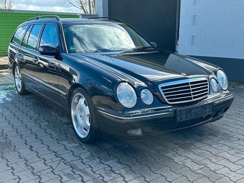 Gebraucht Mercedes E430 AMG 279 PS (205 kW) 2001 Schwarz Limousine