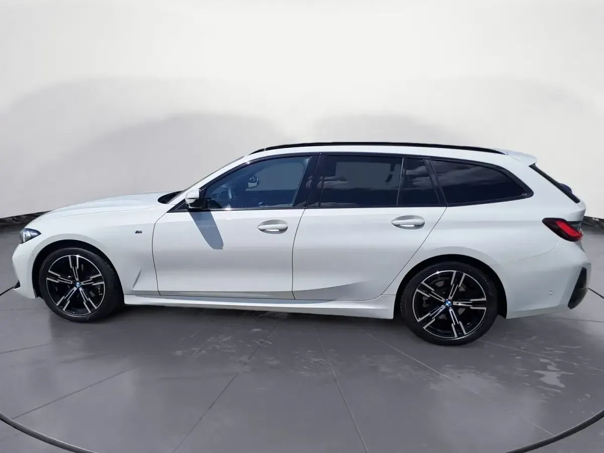 Gebraucht BMW 320 M Sport 184 PS (135 kW) 2025 Kombi