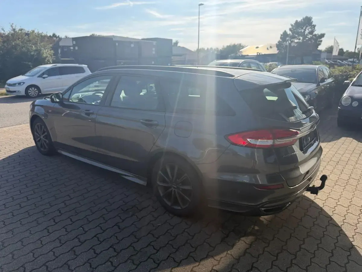 Gebraucht Ford Mondeo ST-Line 179 PS (131 kW) 2019 Grau Kombi