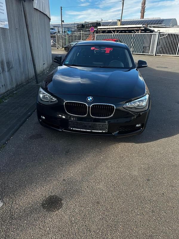 Schwarz Gebraucht 2012 BMW 114 Kleinwagen | 5.950 € (Fairer Preis) - Bild 1/4