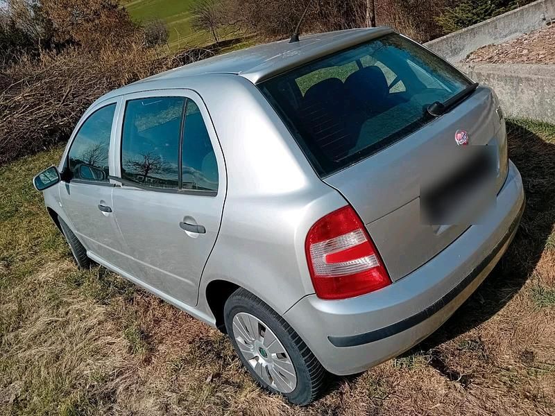 Gebraucht Skoda Fabia 2005 Silber Kleinwagen
