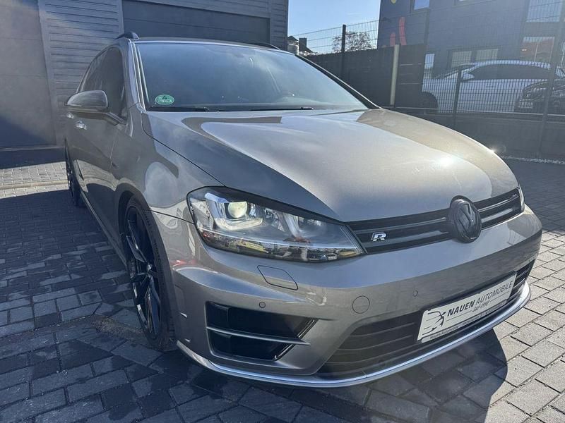 Gebraucht VW Golf VII R 300 PS (220 kW) 2015 Grau (metallic) Kombi