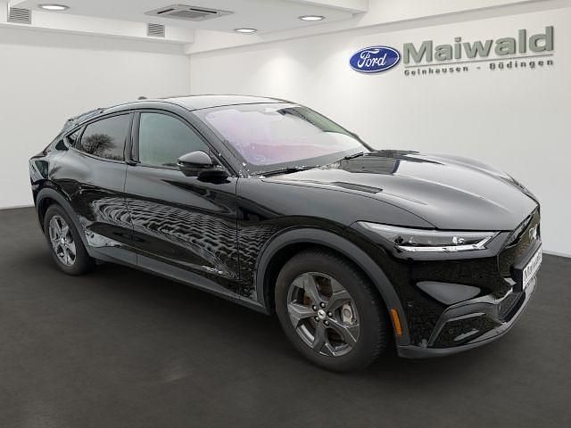 Gebraucht Ford Mustang Mach-E Basis 197 kW (269 PS) 2022 Iridiumschwarz metallic (metallic) SUV