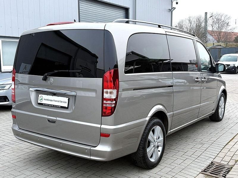 Gebraucht Mercedes Viano 224 PS (164 kW) 2012 Grau Van / Kleinbus