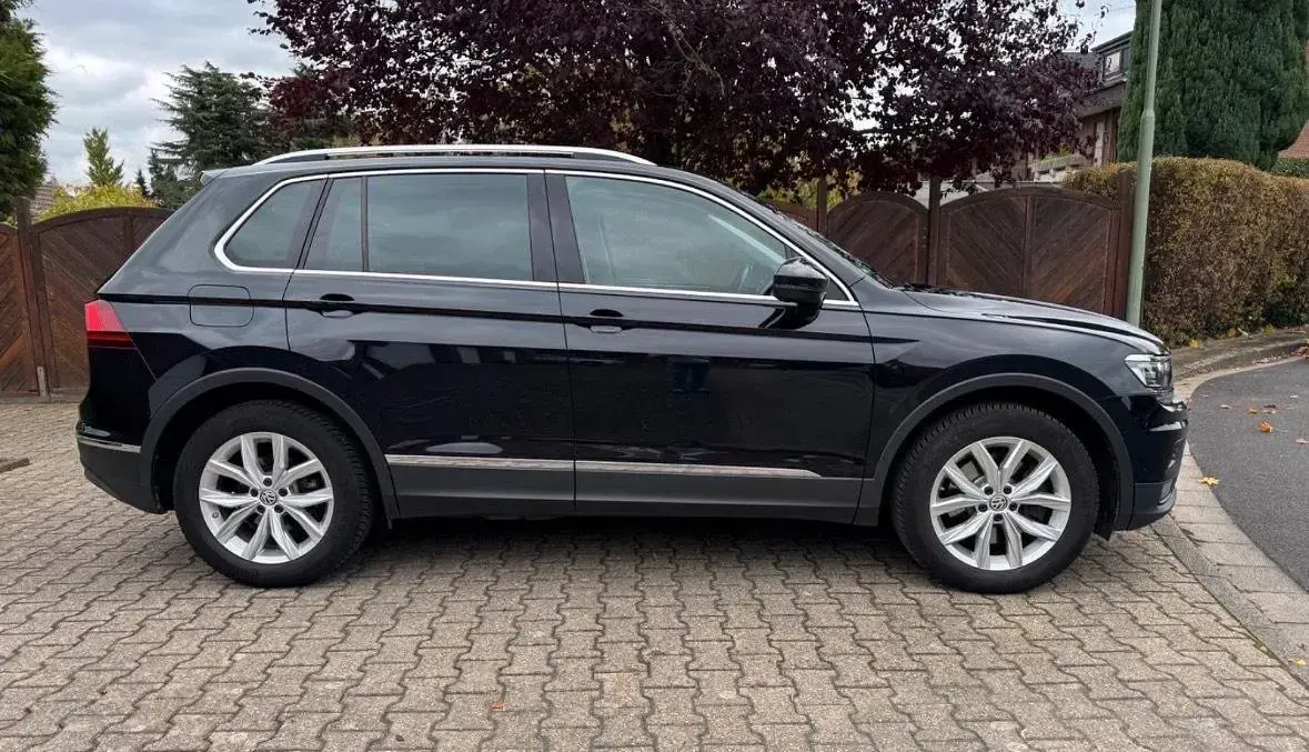 Gebraucht VW Tiguan Highline 179 PS (131 kW) 2017 Schwarz SUV
