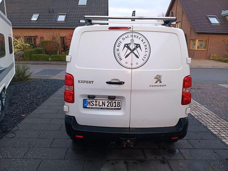 Gebraucht Peugeot Expert 122 PS (89 kW) 2017 Weiß Van