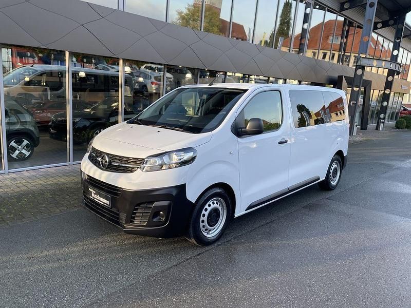 Jade weiß Gebraucht 2022 Opel Vivaro Van | 26.870 € - Bild 1/4