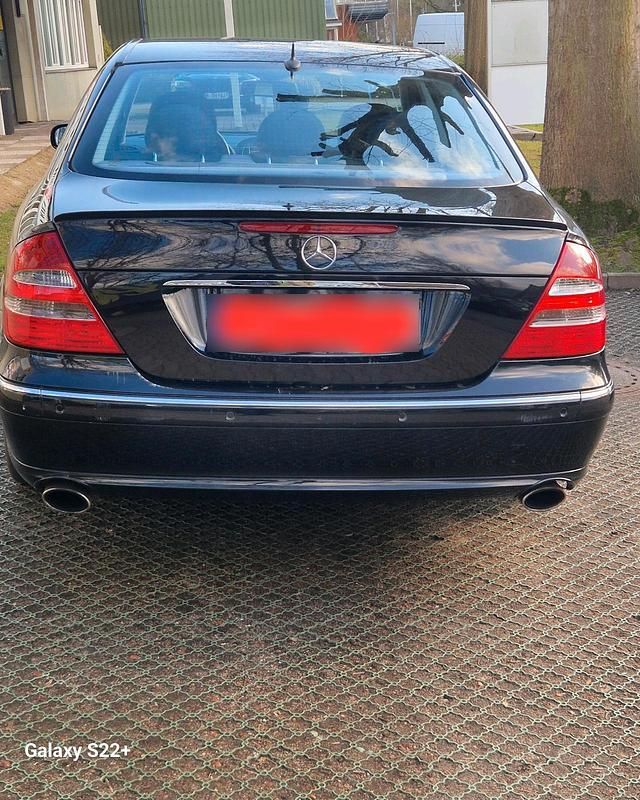 Gebraucht Mercedes E280 246 PS (180 kW) 2005 Schwarz Limousine