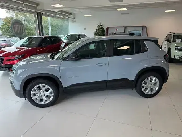 Neu Jeep Avenger Altitude 101 PS (74 kW) 2025 Grau SUV