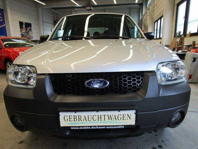 Gebraucht Ford Maverick Limited 203 PS (149 kW) 2004 Silber metallic SUV