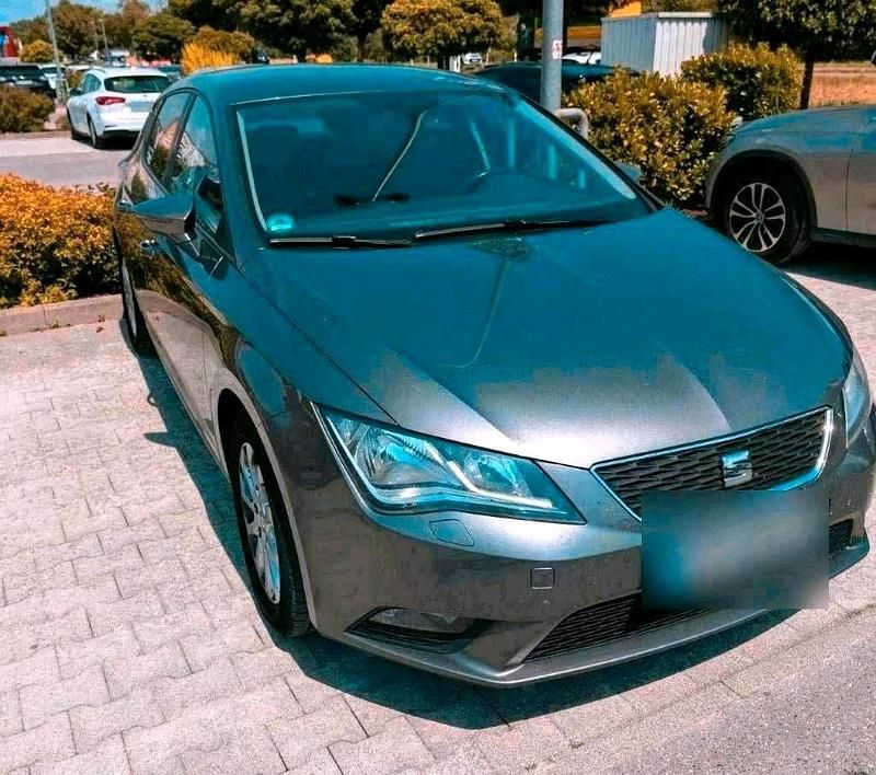 Usata Seat Leon 150 CV (110 kW) 2014 Grigio Utilitaria