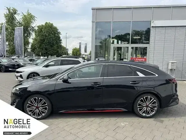 Gebraucht Kia ProCeed GT GT 204 PS (150 kW) 2022 Schwarz Kleinwagen