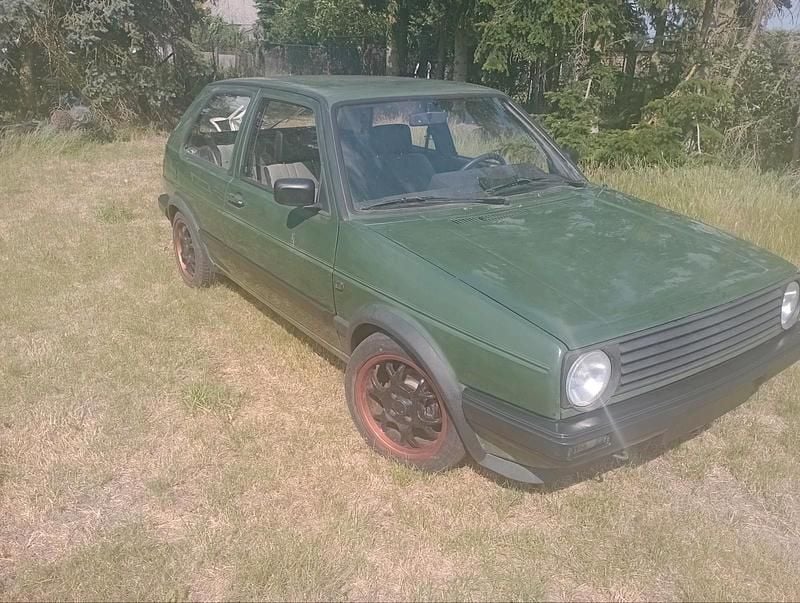 Grün Gebraucht 1989 VW Golf II Kleinwagen | 2.500 € - Bild 1/4