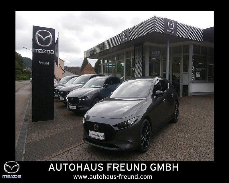 Machine gray Gebraucht 2025 Mazda 3 Homura-Line Limousine | 26.890 € (Fairer Preis) - Bild 1/4