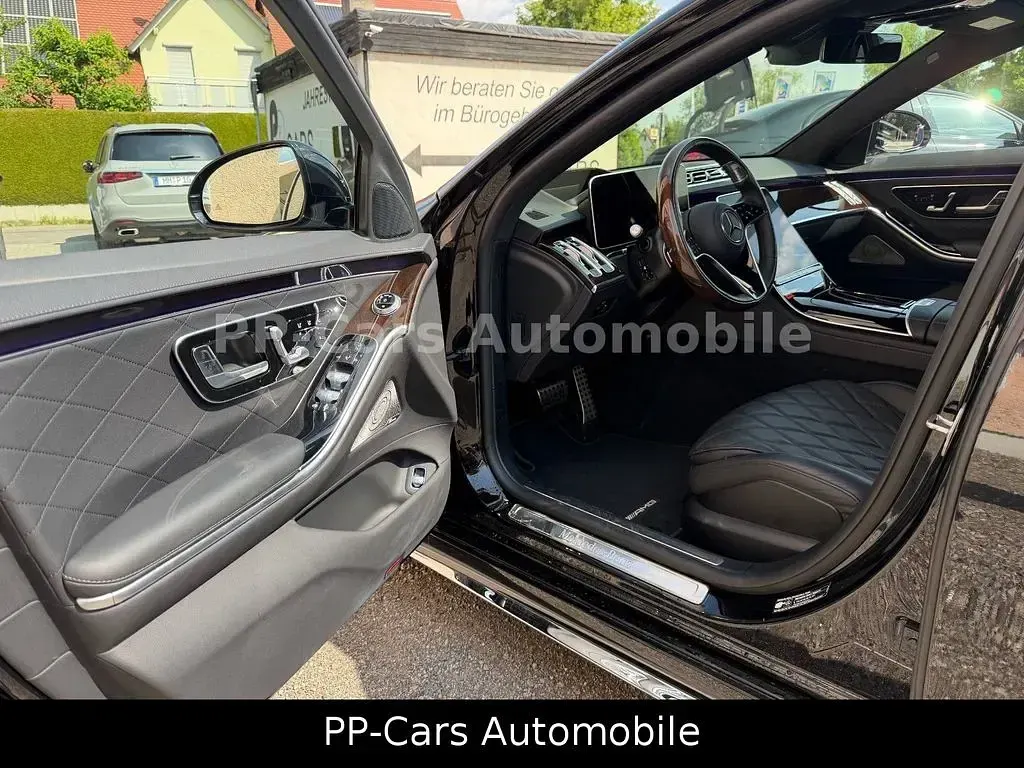 Second-hand Mercedes S350 AMG 313 CP (230 kW) 2025 Negru Berlinǎ