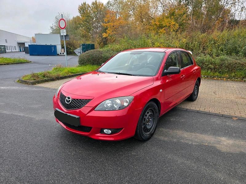 Rot Gebraucht 2005 Mazda 3 Kleinwagen | 1.350 € (Fairer Preis) - Bild 1/4