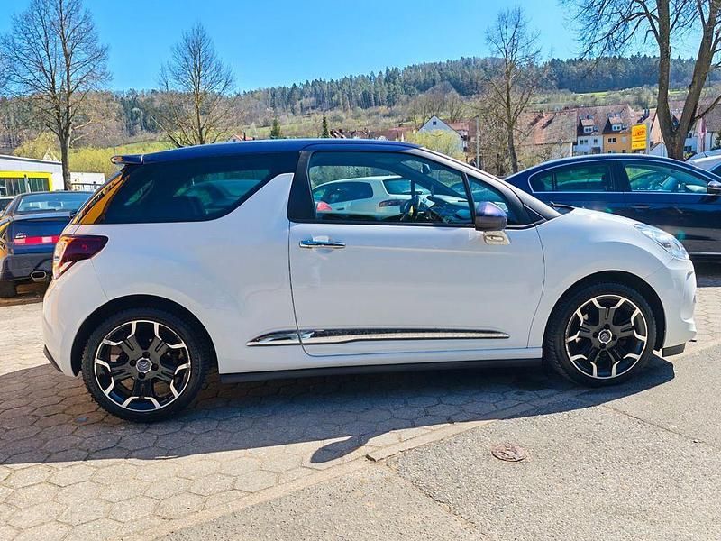 Gebraucht Citroën DS3 Sport Chic 156 PS (114 kW) 2013 Blau Limousine