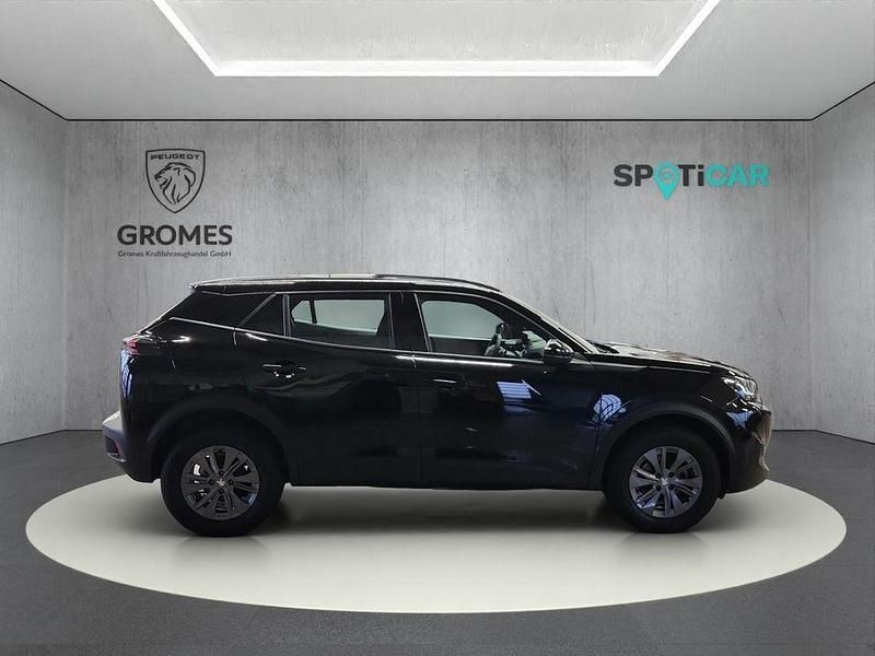 Gebraucht Peugeot 2008 Active 131 PS (96 kW) 2023 Schwarz SUV