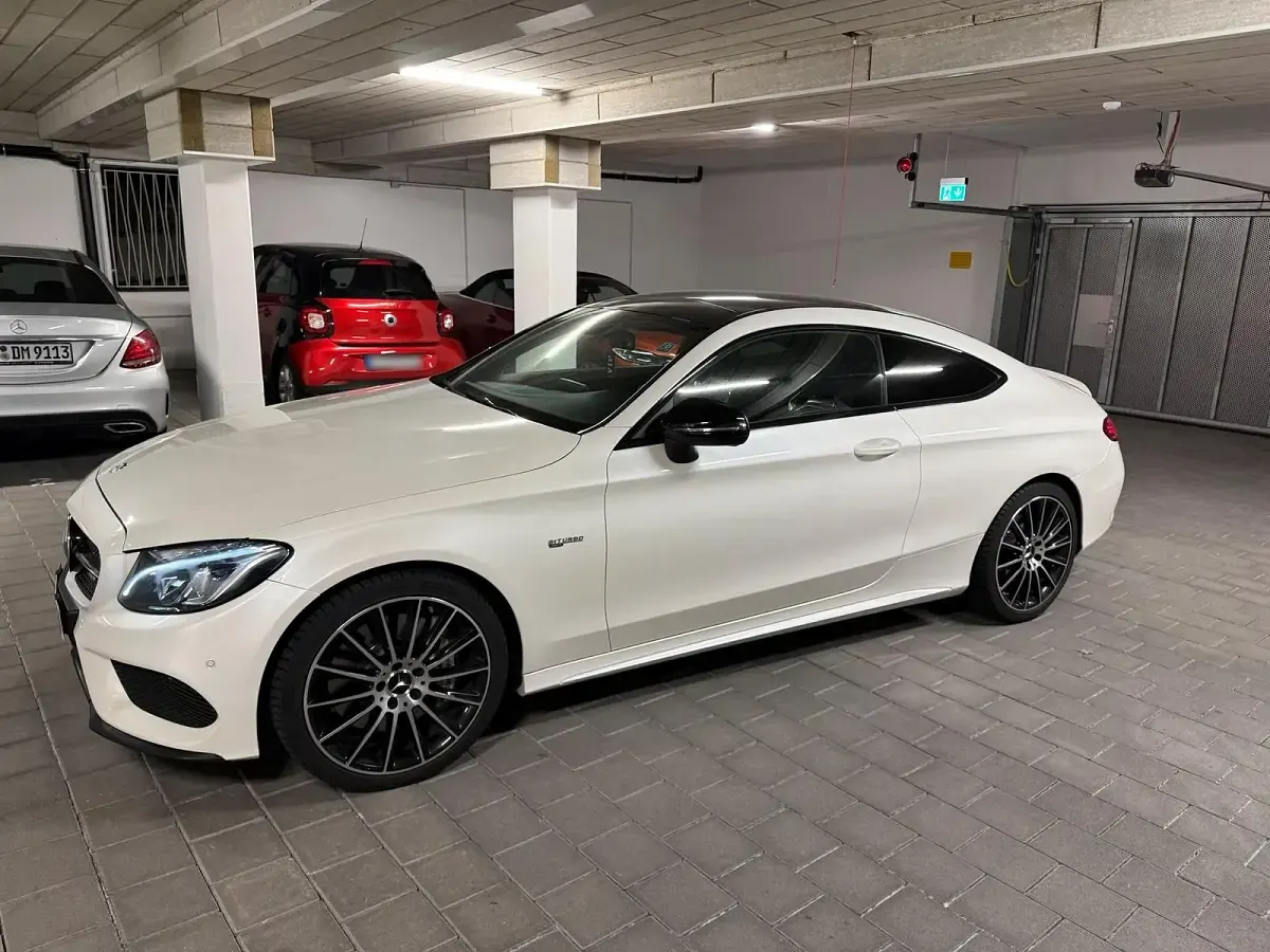 Gebraucht Mercedes C43 AMG AMG 367 PS (269 kW) 2017 Weiß Coupé