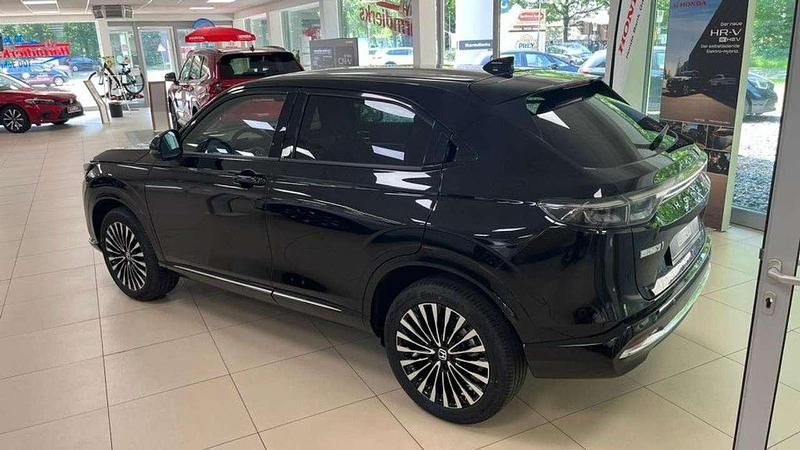 Neu Honda e:Ny1 150 kW (204 PS) 2025 Crystal black pearl SUV