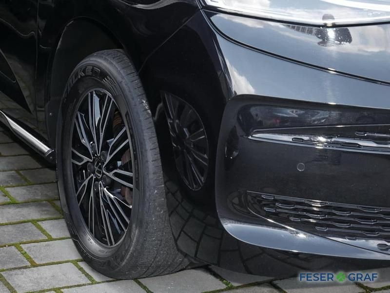 Usata VW Multivan Basis 150 CV (110 kW) 2022 Nero Monovolume