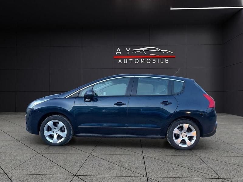 Gebraucht Peugeot 3008 Premium 156 PS (114 kW) 2011 Blau Kombi