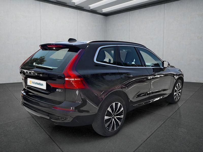 Gebraucht Volvo XC60 Core 250 PS (183 kW) 2024 Schwarz SUV