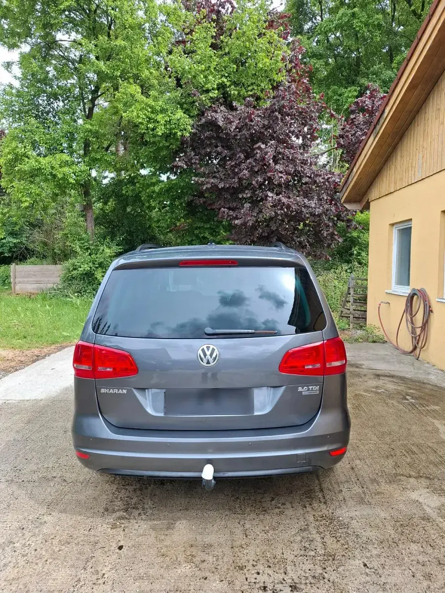Occasion VW Sharan 140 ch (102 kW) 2014 Gris Monospace