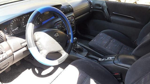 Gebraucht Opel Omega 158 PS (116 kW) 1997 Blau Kombi