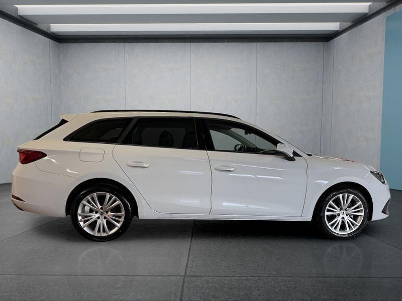 Używany Seat Leon 150 KM (110 kW) 2024 Biały Kombi