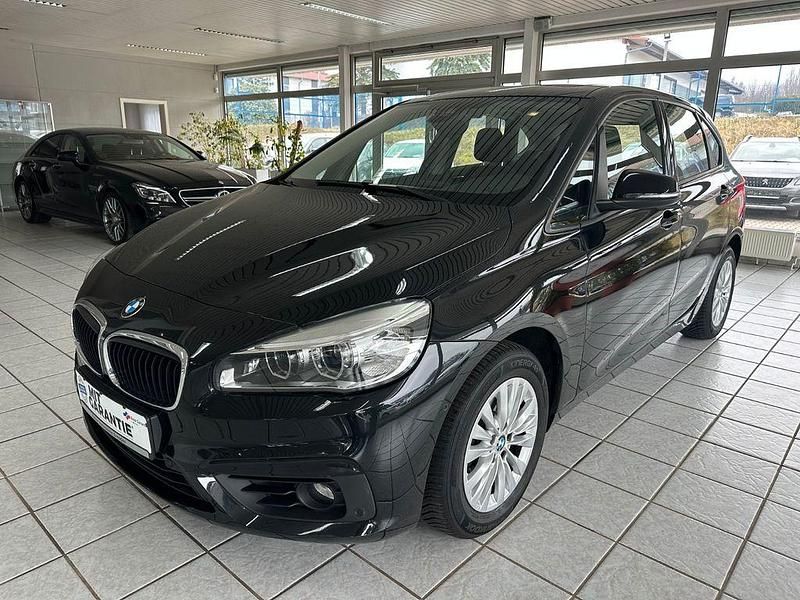 Gebraucht BMW 218 Active Tourer Advantage 136 PS (100 kW) 2016 Schwarz Van / Kleinbus